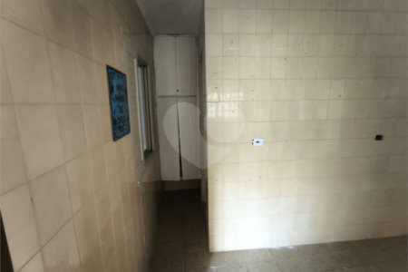 Casa à venda com 3 quartos em Jardim das Esmeraldas, São Paulo, SP