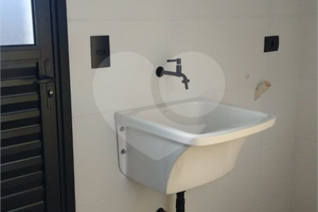 Casa à venda com 3 quartos, sendo 2 suítes,  em Nova Gardênia, Atibaia, SP