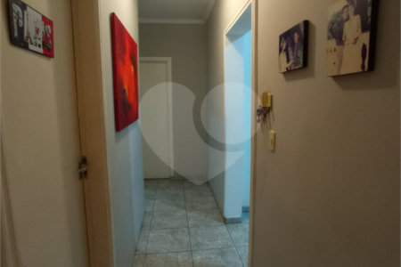 Casa Térrea à venda com 3 quartos em Jardim Santa Bárbara, Sorocaba, SP