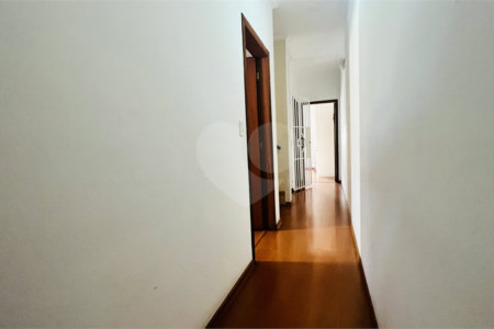 Sobrado à venda com 3 quartos, sendo 1 suíte, em Jardim São Paulo(zona Norte), São Paulo, SP