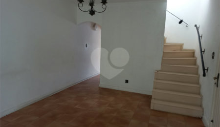 Sobrado à venda com 3 quartos em Santana, São Paulo, SP