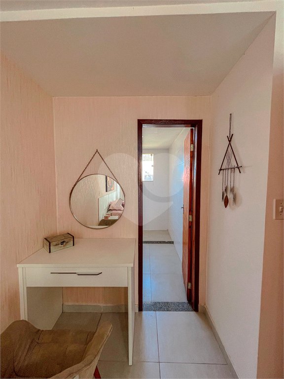 Casa à venda com 4 quartos, sendo 1 suíte, no condomínio Imperial Santa Cruz, Rio de Janeiro - RJ