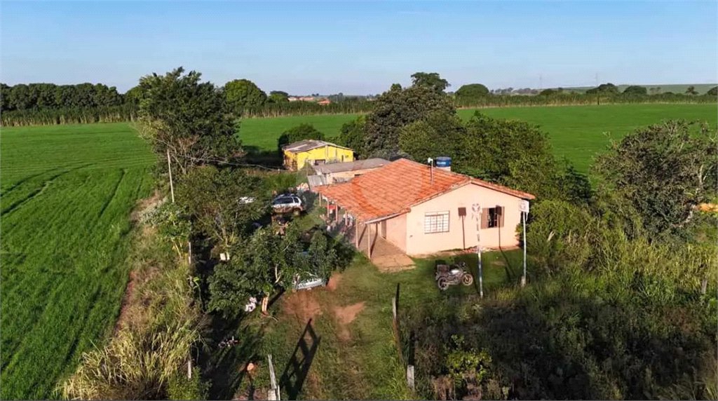 Sítio à venda com 2 quartos em Área Rural de Pereiras, Pereiras, SP