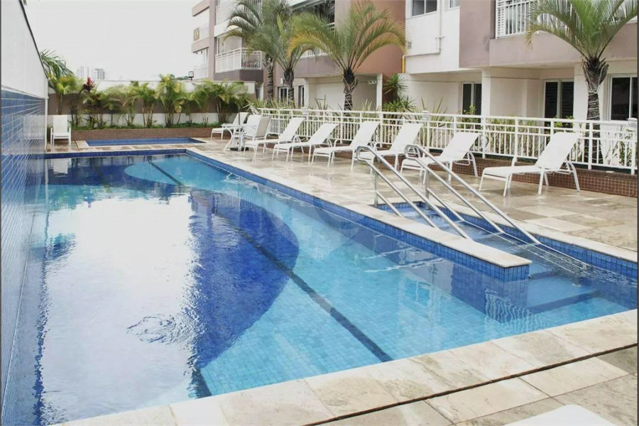 Apartamento à venda com 3 quartos, sendo 1 suíte,  em Vila Gustavo, São Paulo, SP