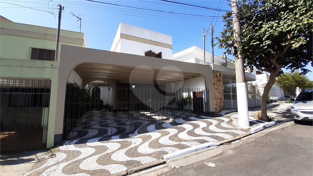 Sobrado à venda com 4 quartos, sendo 1 suíte,  em Planalto Paulista, São Paulo, SP