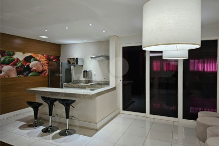 Apartamento à venda com 2 quartos, sendo 1 suíte, em Alto da Boa Vista, São Paulo, SP