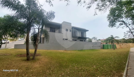 Casa à venda com 4 suítes no condomínio Residencial San Vitale, Bragança Paulista - SP