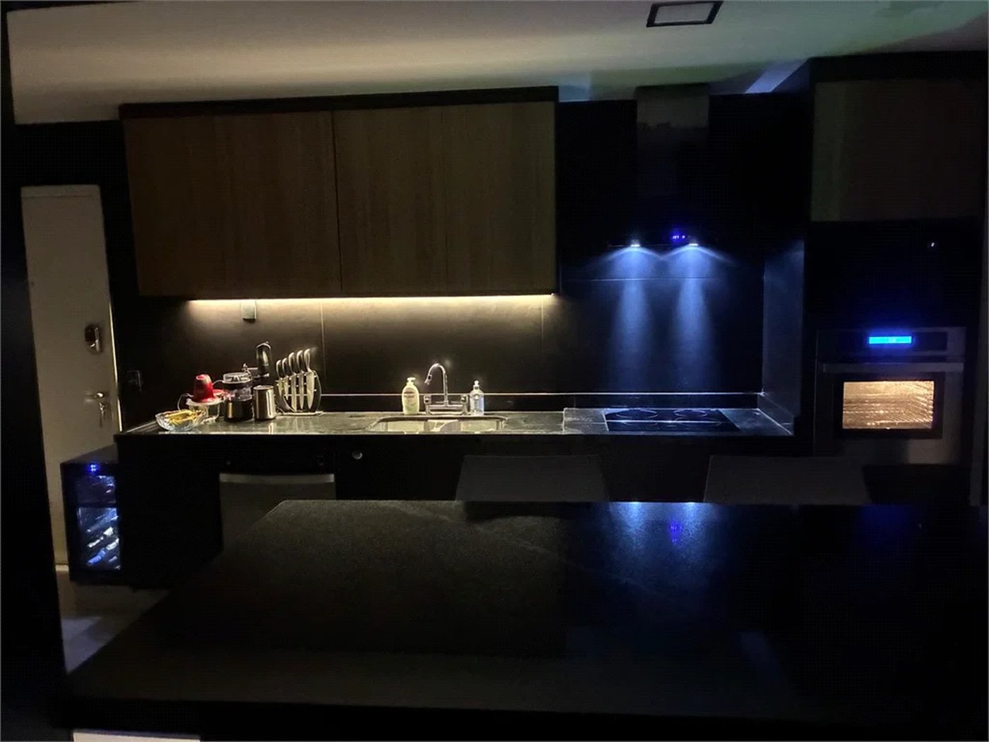 Apartamento à venda com 4 quartos, sendo 3 suítes, em Vila Andrade, São Paulo, SP