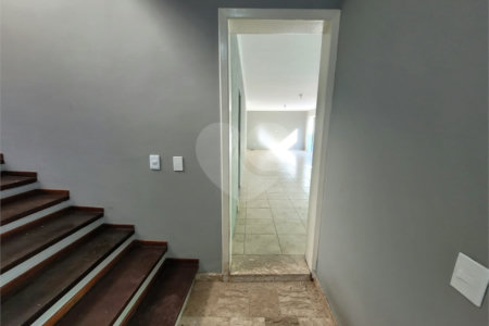 Sobrado para alugar com 4 suítes em City América, São Paulo, SP