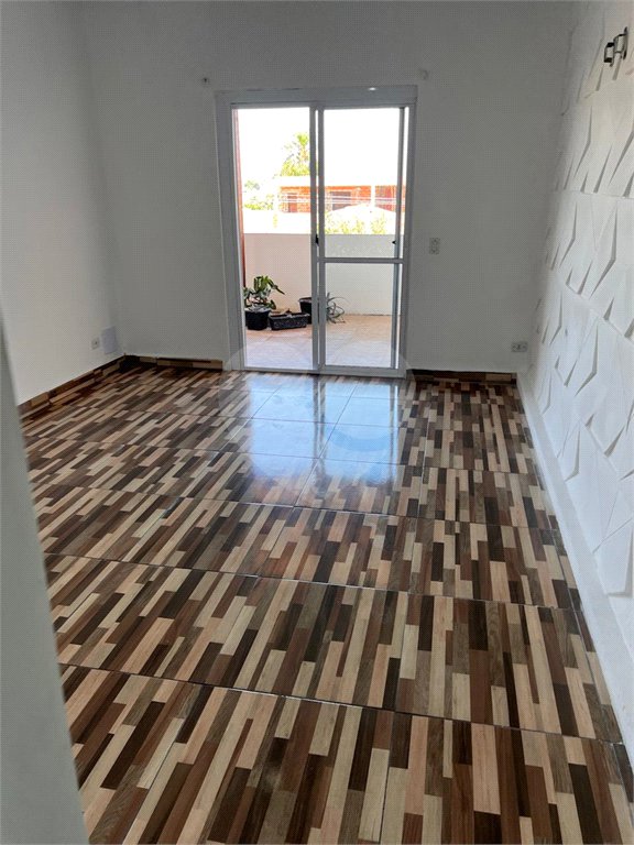 Sobrado à venda com 2 quartos, sendo 1 suíte, em Vila Correa, Ferraz de Vasconcelos, SP