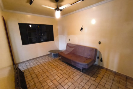 Casa à venda ou para alugar com 1 suíte, no Centro, Itapetininga, SP