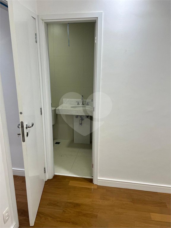 Apartamento à venda com 3 quartos, sendo 1 suíte, no Centro, São Bernardo do Campo, SP