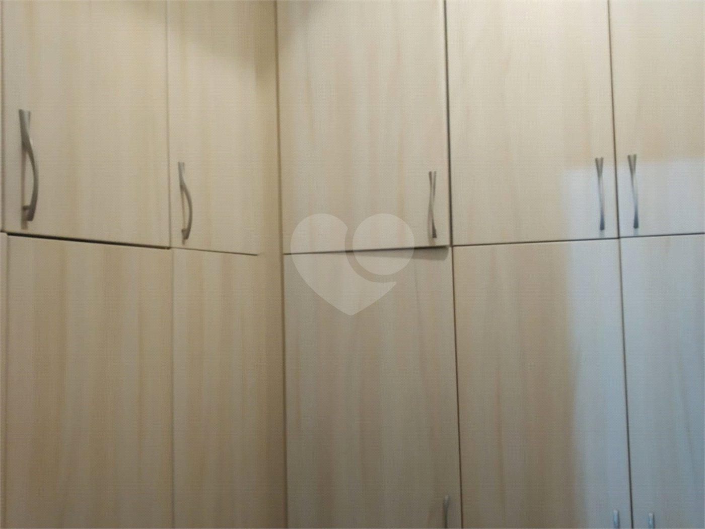 Casa à venda com 4 quartos, sendo 2 suítes,  no condomínio Acmti - Colinas do Mosteiro, Terras de Itaici e Recanto dos Pássaros, Indaiatuba - SP