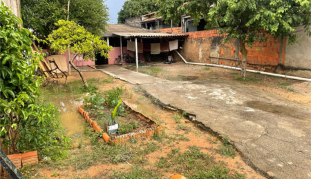 Casa à venda com 2 quartos em Jardim Devito, Votorantim, SP