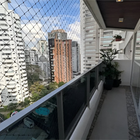 Apartamento à venda com 4 quartos, sendo 1 suíte, em Campo Belo, São Paulo, SP