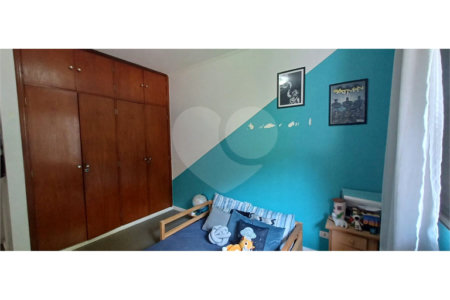 Sobrado à venda com 4 quartos, sendo 1 suíte,  em Jardim Colombo, São Paulo, SP