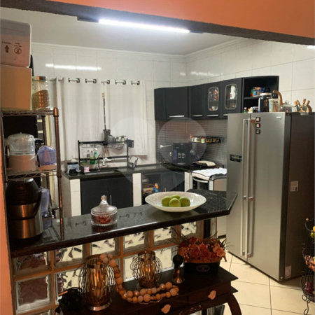 Sobrado à venda com 2 quartos no Centro, Três Lagoas, MS