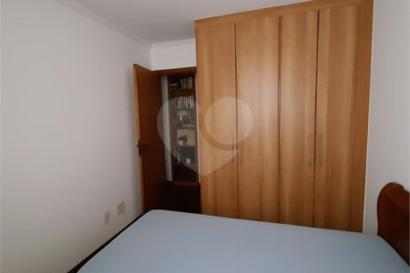 Apartamento à venda com 3 quartos, sendo 1 suíte, em Campo Belo, São Paulo, SP