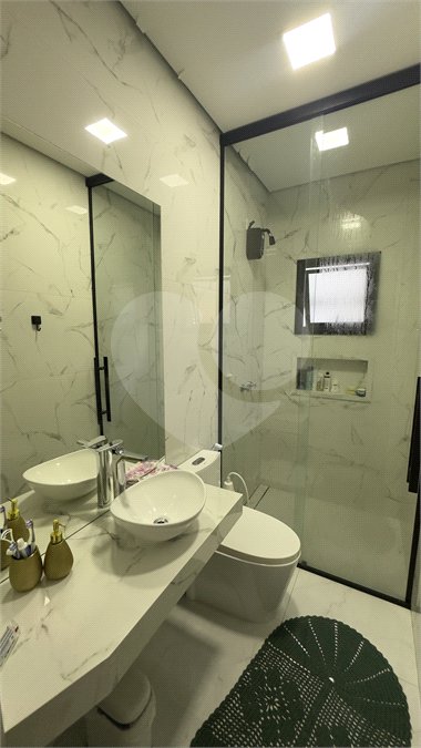 Casa à venda com 3 quartos, sendo 1 suíte, no condomínio Jardim Residencial Dona Maria José, Indaiatuba - SP