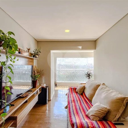 Apartamento à venda com 2 quartos, sendo 1 suíte, em Quarta Parada, São Paulo, SP
