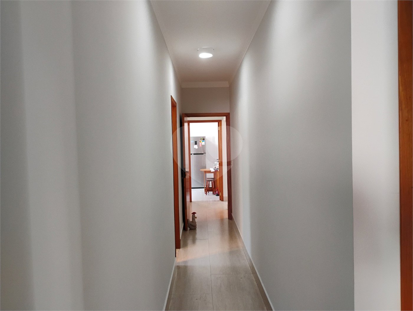 Casa à venda com 3 quartos, sendo 1 suíte, no condomínio Ibi Aram 1, Itupeva - SP