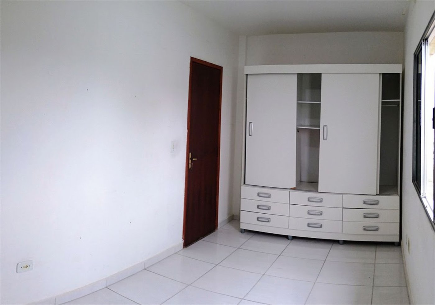 Casa Residencial à venda, Parque Continental, São Vicente - CA0416.