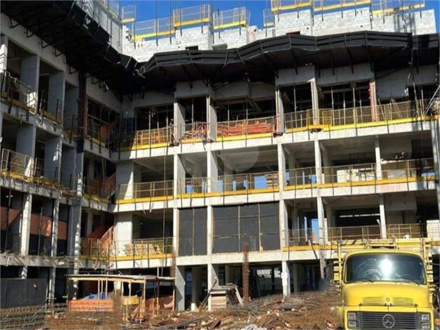 Apartamento à venda com 2 quartos, sendo 1 suíte,  em Santo Amaro, São Paulo, SP