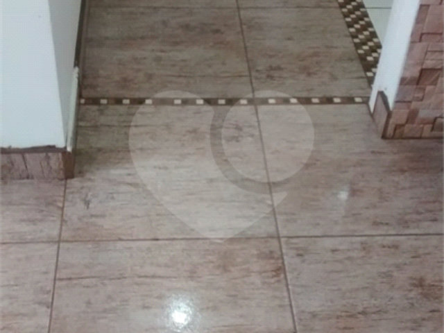 Apartamento à venda com 2 quartos em Jaraguá, São Paulo, SP