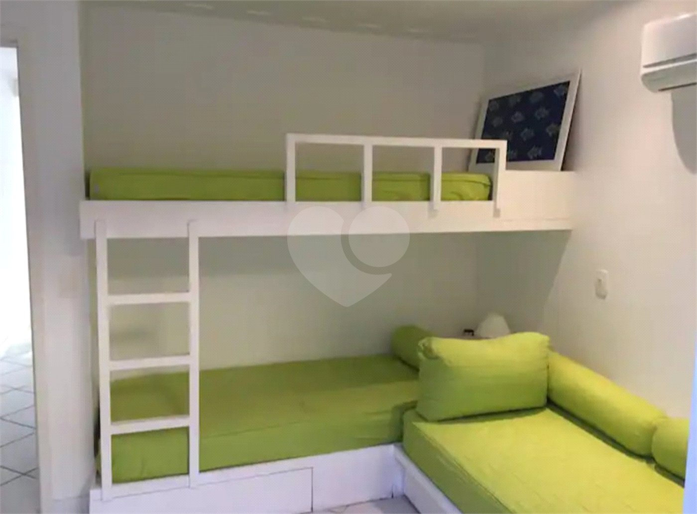Casa em condomínio à venda com 2 quartos em Geribá, Armação dos Búzios, RJ