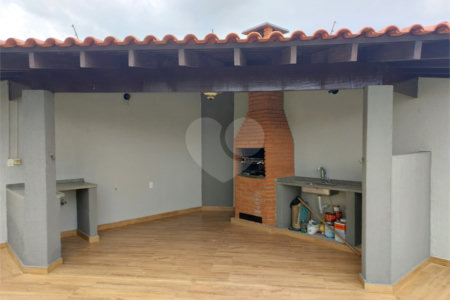 Sobrado à venda com 3 quartos, sendo 1 suíte,  em Jardim Regina, Indaiatuba, SP