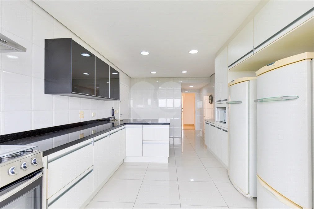 Apartamento à venda ou para alugar com 4 suítes em Alto da Boa Vista, São Paulo, SP