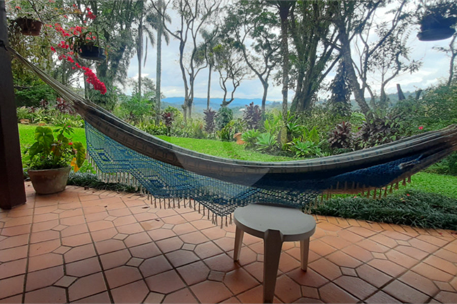 Casa Térrea à venda com 4 quartos, sendo 2 suítes, em Serra da Cantareira, Mairiporã, SP