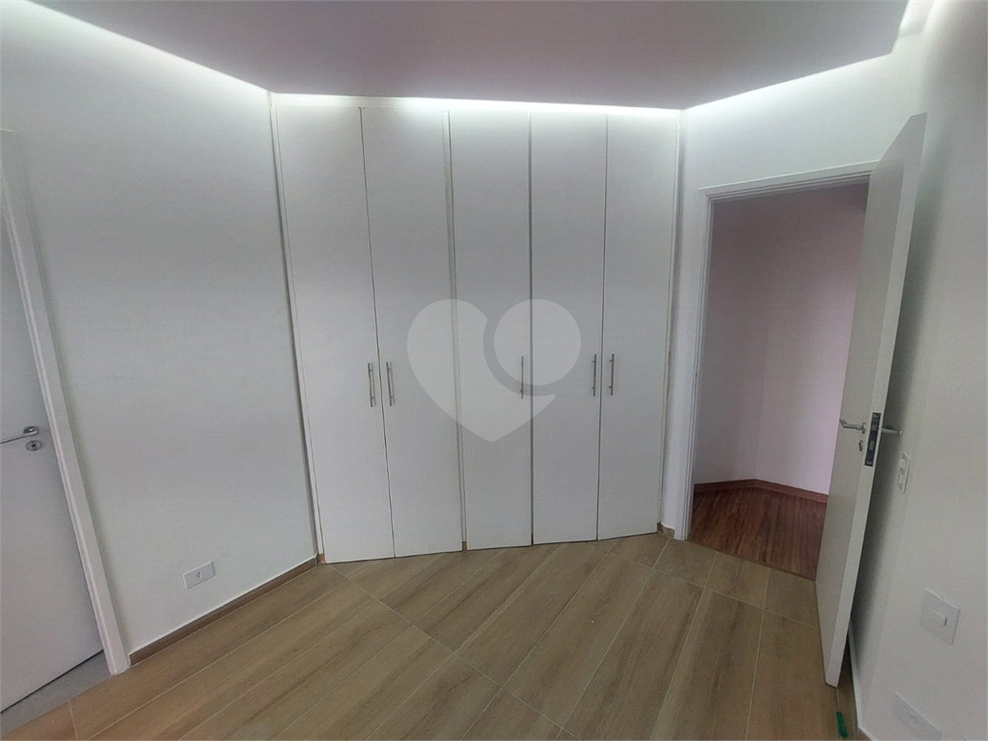Apartamento à venda com 1 suíte em Pinheiros, São Paulo, SP
