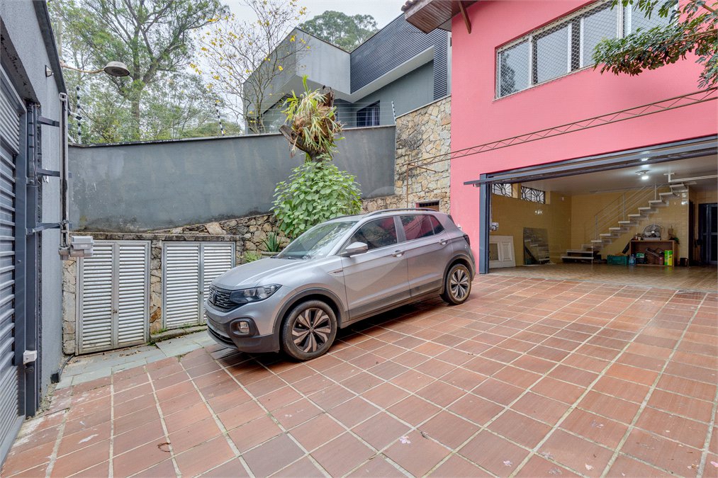 Casa à venda com 4 suítes em Jardim Marajoara, São Paulo, SP
