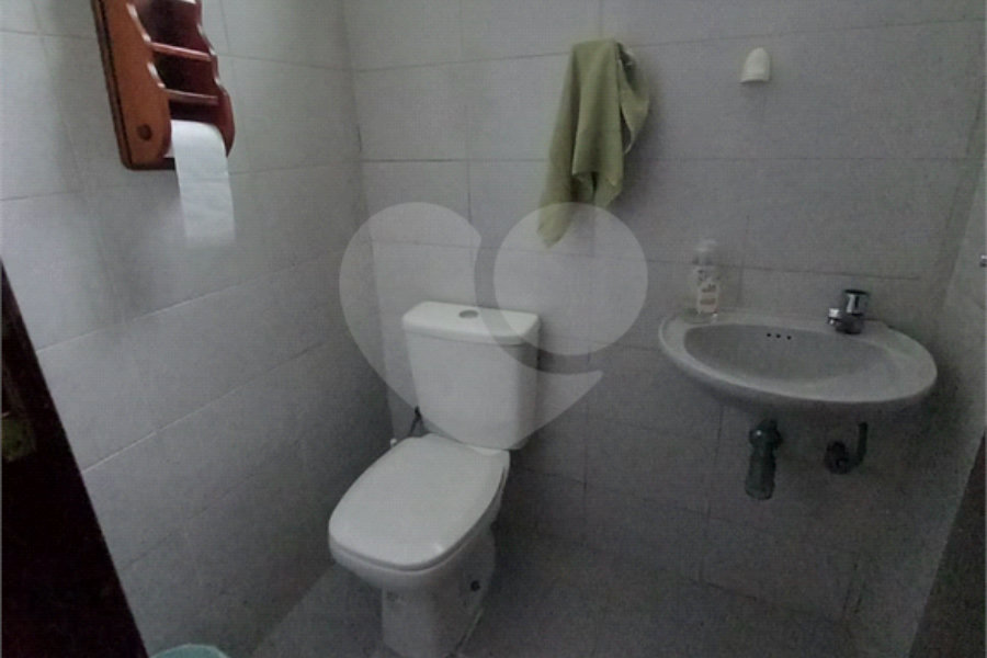 Sobrado à venda com 3 quartos, sendo 1 suíte, em Horto, São Paulo, SP