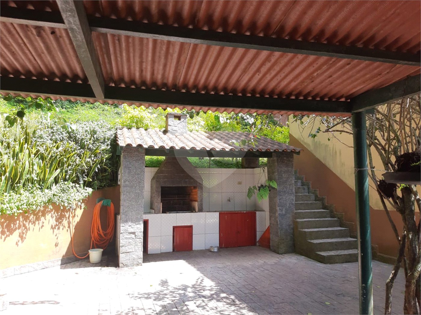 Sobrado à venda com 3 quartos, sendo 1 suíte, em Roseira, Mairiporã, SP