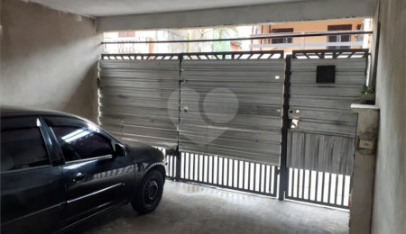 Sobrado à venda com 3 quartos em Jardim Presidente Dutra, Guarulhos, SP
