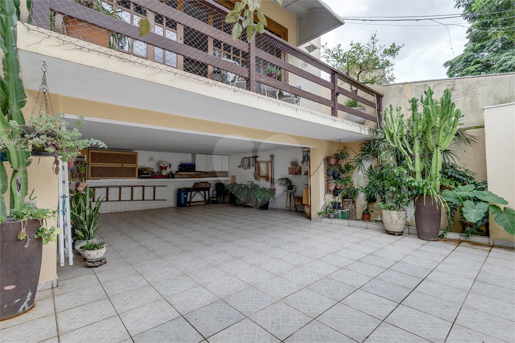 Sobrado à venda com 3 suítes em Jardim Prudência, São Paulo, SP