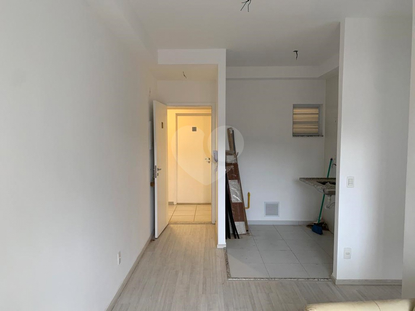 Apartamento à venda com 2 quartos em Tremembé, São Paulo, SP