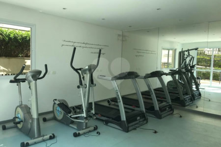 Apartamento à venda com 3 suítes em Santa Teresinha, São Paulo, SP