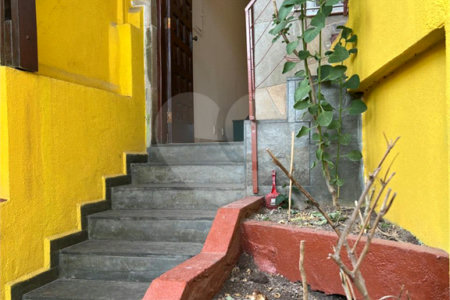 Sobrado à venda com 5 quartos, sendo 2 suítes, em Vila Universitária, São Paulo, SP
