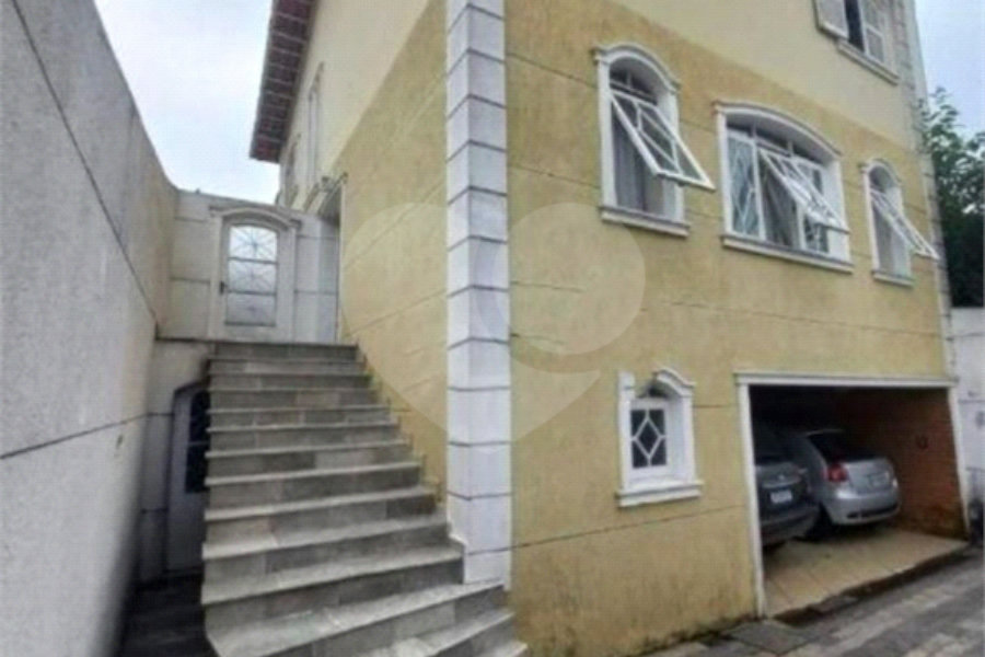 Sobrado à venda com 4 quartos, sendo 3 suítes, em Mandaqui, São Paulo, SP