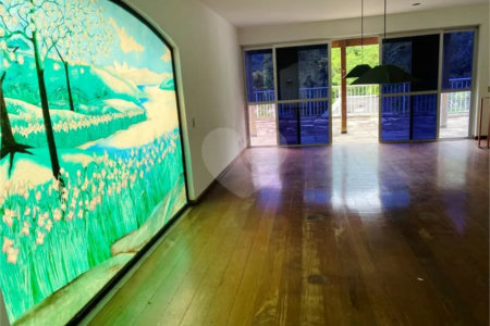 Cobertura à venda com 4 quartos, sendo 1 suíte, em Cosme Velho, Rio de Janeiro, RJ