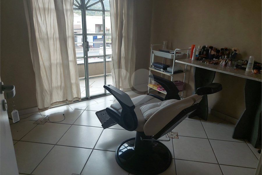 Salão para alugar no Centro, Mairiporã, SP