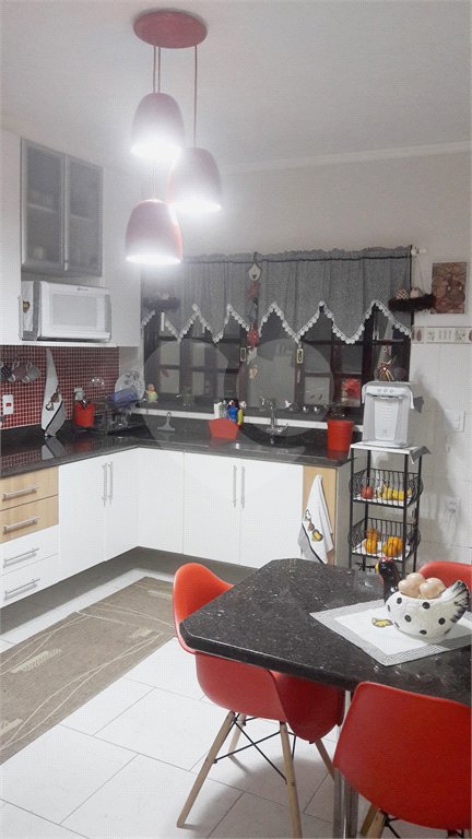 Casa à venda com 3 quartos, sendo 1 suíte,  em Horto Florestal, São Paulo, SP