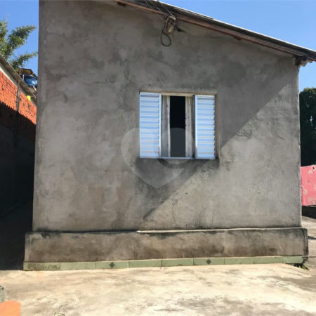 Terreno à venda com 2 quartos em Vila Martins, Carapicuíba, SP