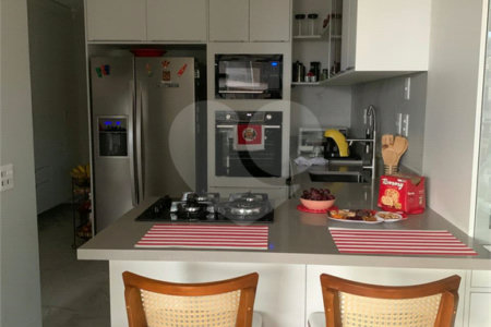Apartamento para alugar com 3 quartos, sendo 2 suítes, em Jardim das Acácias, São Paulo, SP