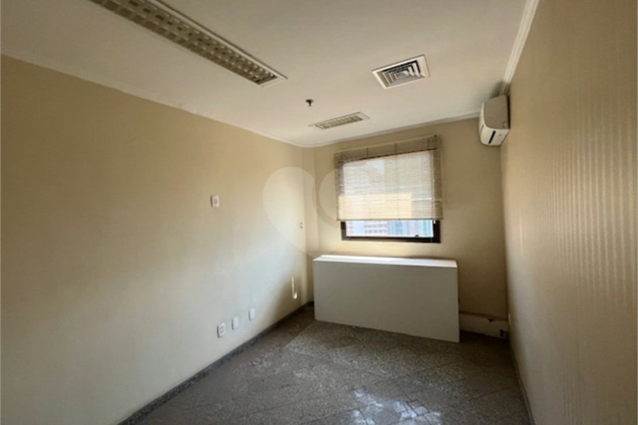 Sala à venda em Bela Vista, São Paulo, SP