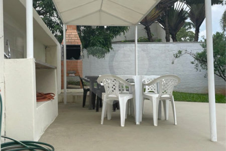 Casa à venda com 3 quartos, sendo 2 suítes,  no condomínio São Joaquim, Vinhedo - SP