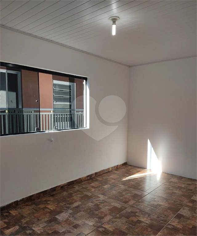 Casa à venda ou para alugar com 6 quartos, sendo 3 suítes,  em Jardim Vila Rica, São Paulo, SP